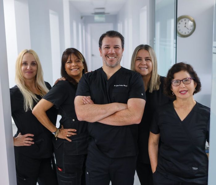 happy dentist team group picture
